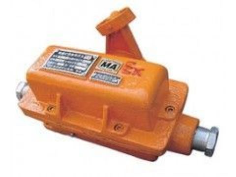 點(diǎn)擊查看詳細(xì)信息<br>標(biāo)題： KHJ-12／0.5型急停開關(guān) 閱讀次數(shù)：2495