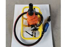 點(diǎn)擊查看詳細(xì)信息<br>標(biāo)題：架座支撐氣動手持式鉆機(jī) 閱讀次數(shù)：1592